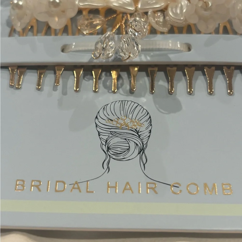 NWT Sincerely Jules Bridal Floral Pearl & Crystal Hair Comb - Gold & Ivory